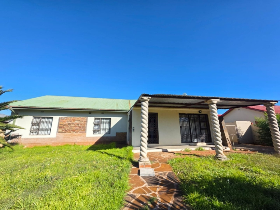 3 Bedroom Property for Sale in Verwoerdpark Northern Cape